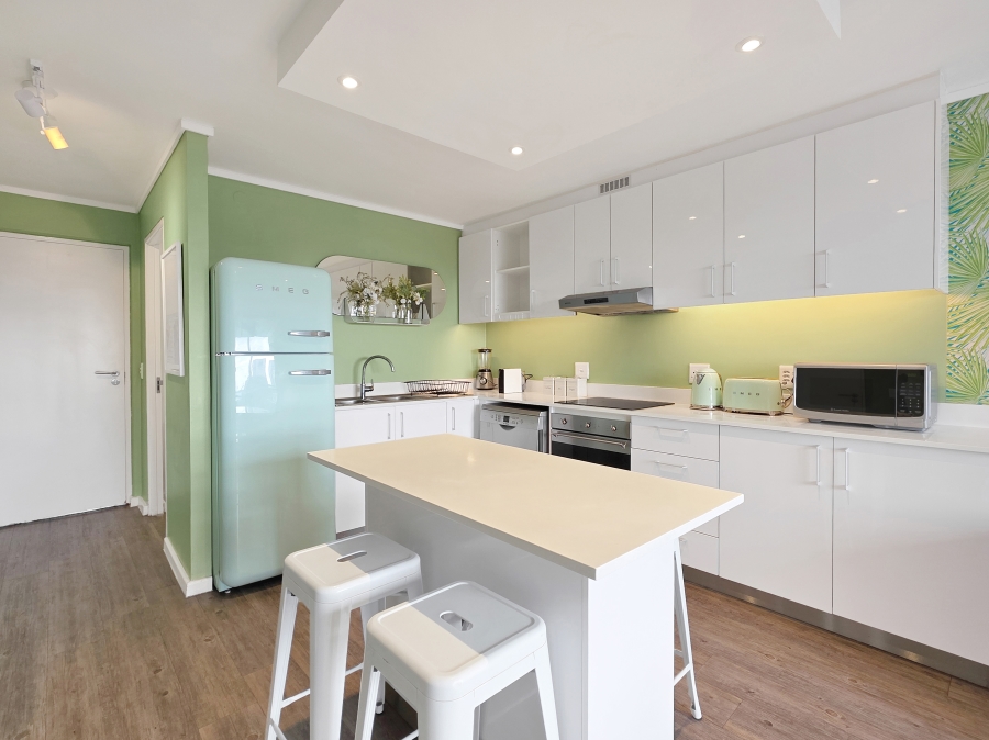 2 Bedroom Property for Sale in Zonnebloem Western Cape